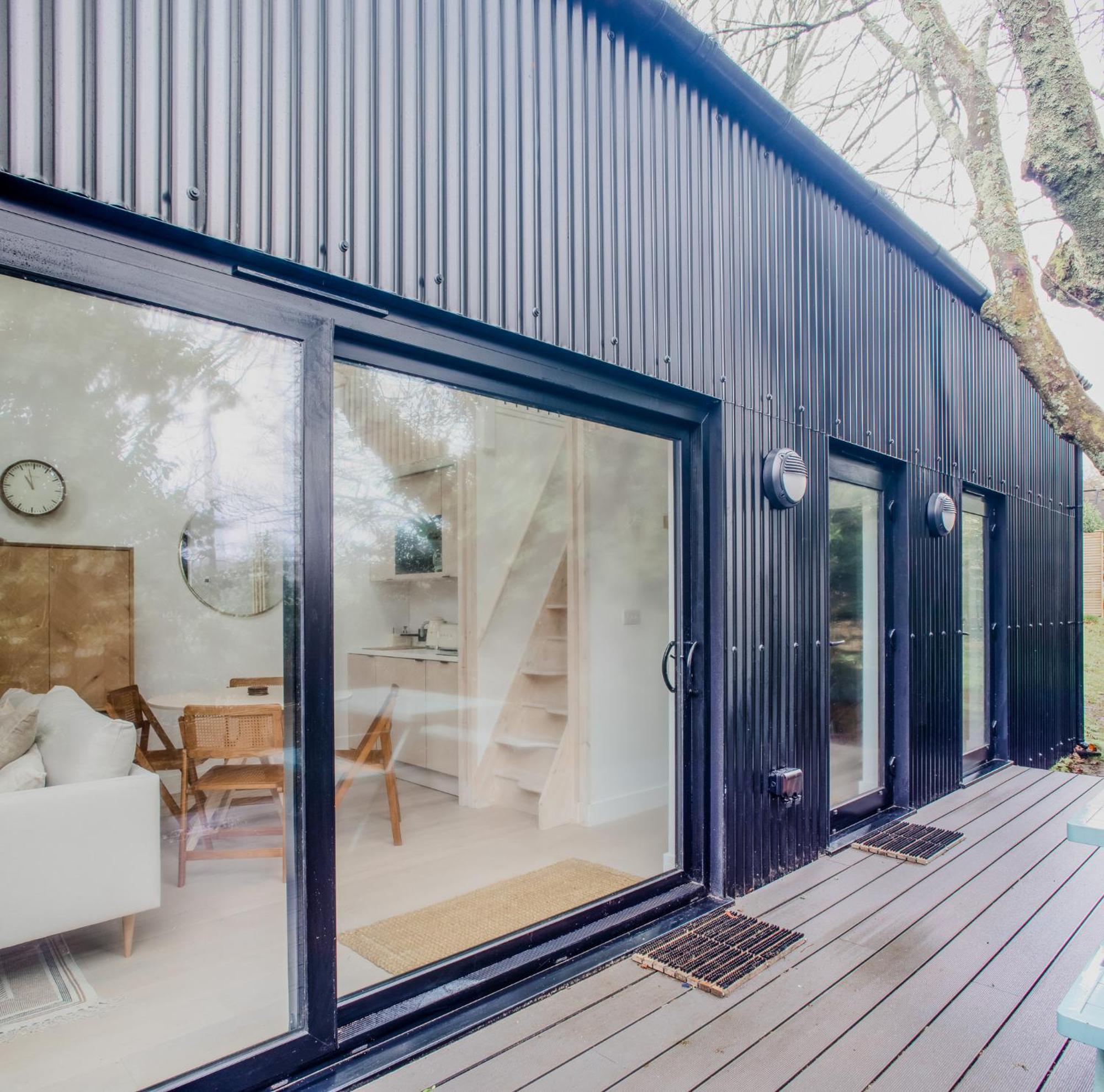 Lowen Tree House Труро Экстерьер фото